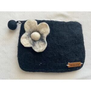 En Gry & Sif Flower Coin Purse Scandinavian Handmade Design Black Pom Pom Zip